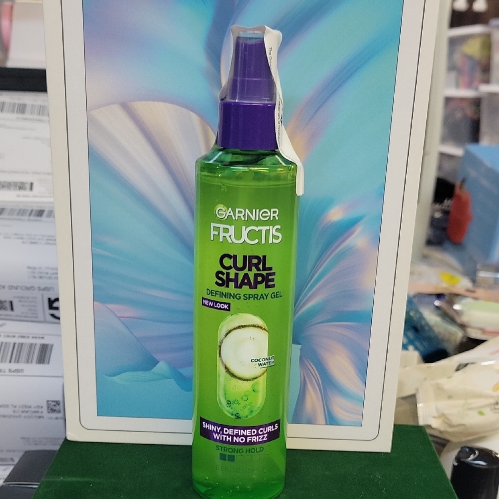 Garnier Fructis Curl Shape Defining Spray Gel 250ml Spray Bottle New